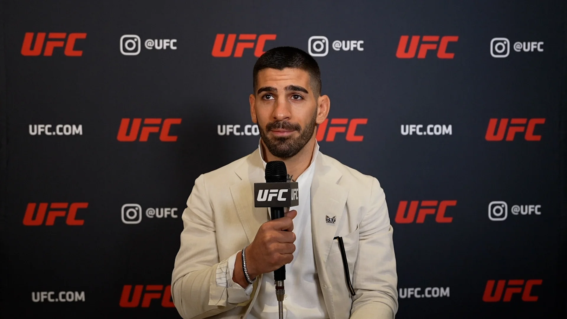 إيليا توبوريا