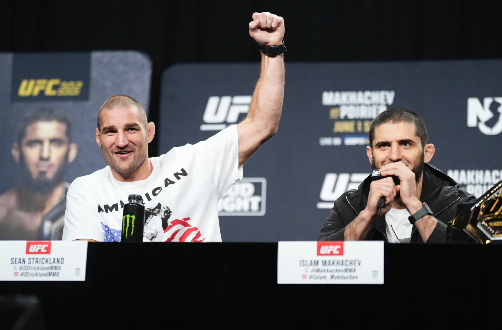 شون ستريكلاند وماخاشيف