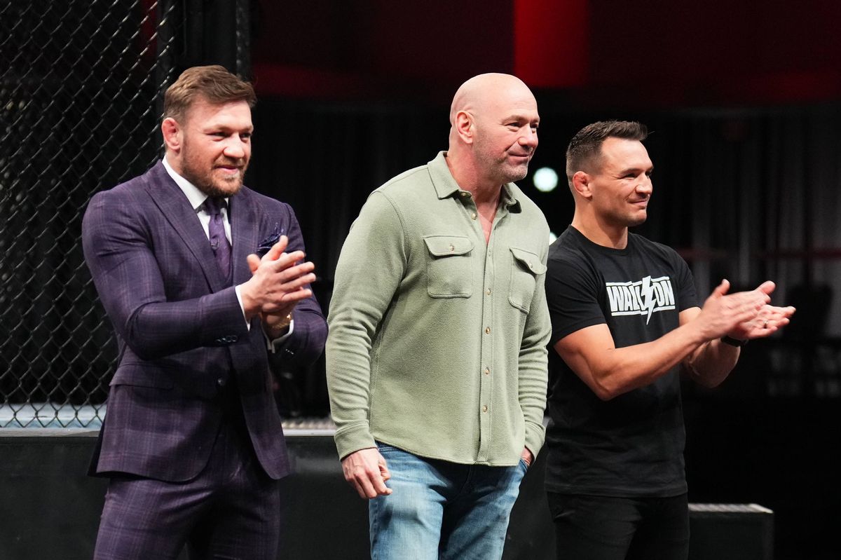 دانا وايت مع مايكل تشالندر وماكغريغور