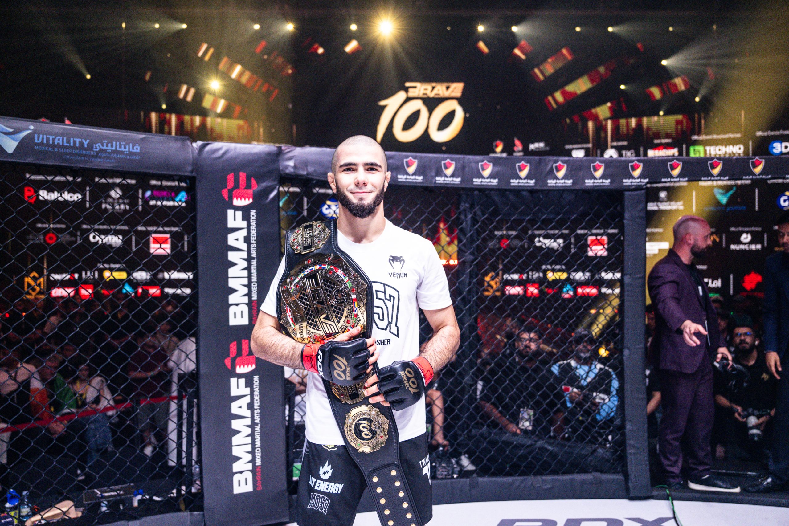 BRAVE CF 100 Bahrain FotoSevenSport _ M. Mokaev vs. Gerard Burns (2 von 2)